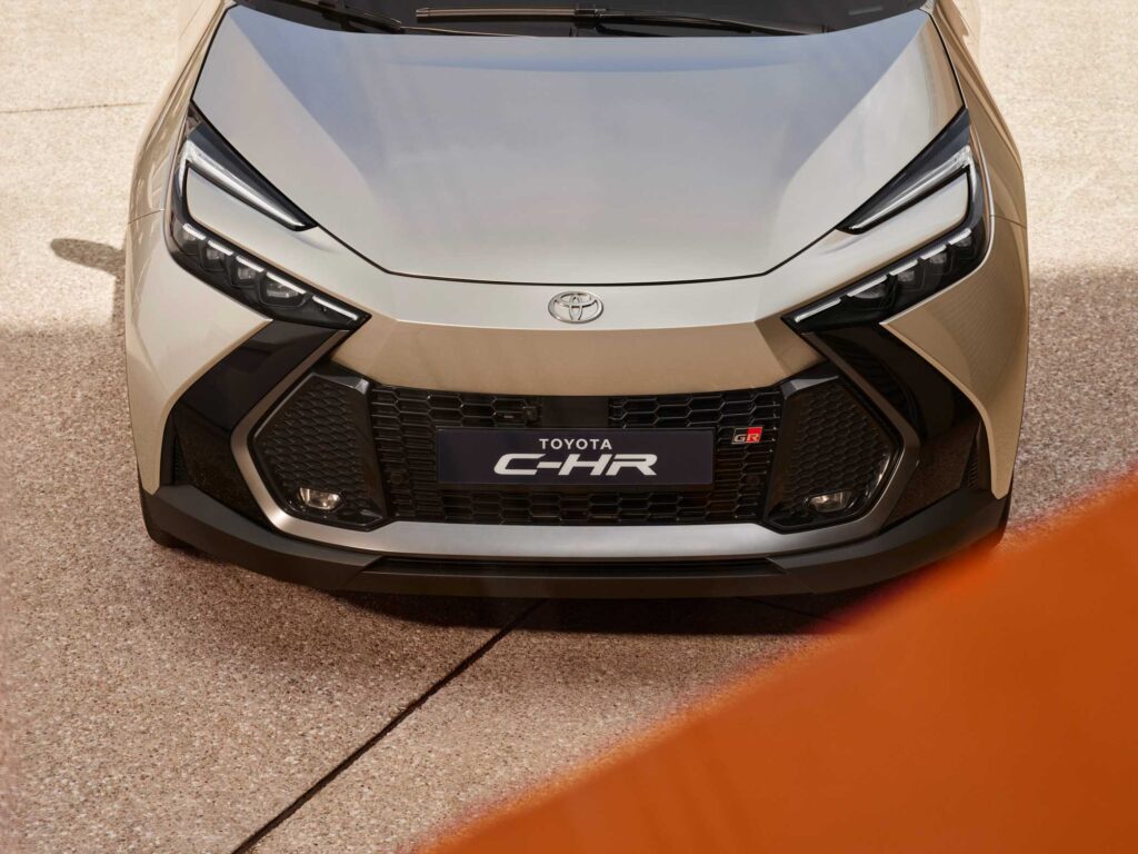 TOYOTA CHR 14