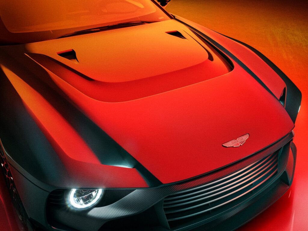 Aston Martin Valour 14