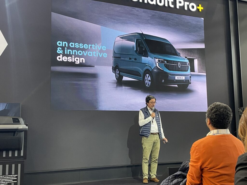 Novo Renault Master 2023 2