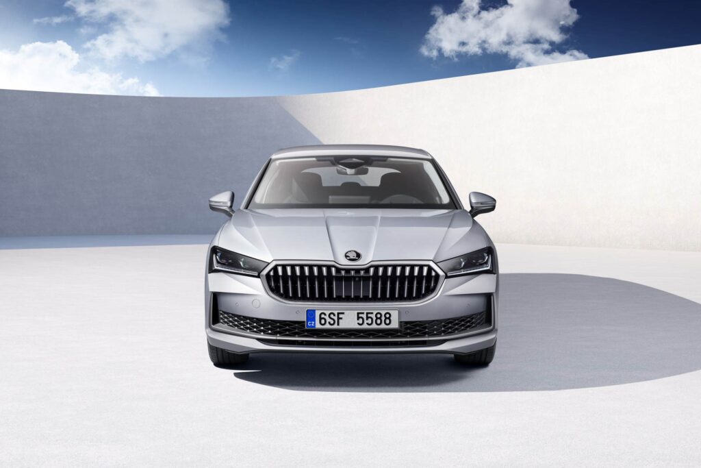 Novo Skoda Superb