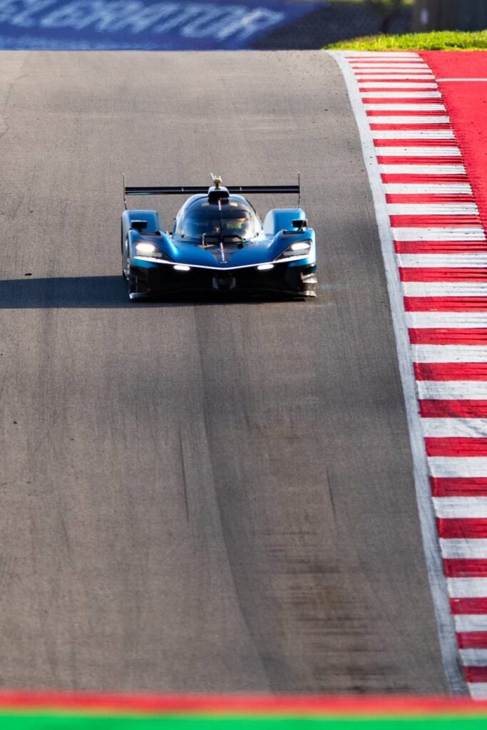 Alpine A424 testes WEC em Portimao AIA 321