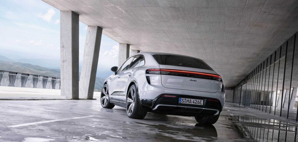 PORSCHE MACAN ELETRICO 2024 6