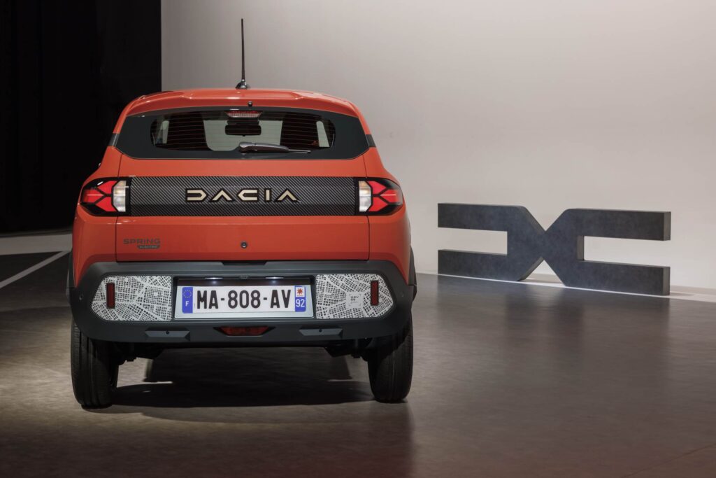 DACIA SPRING 2024 9