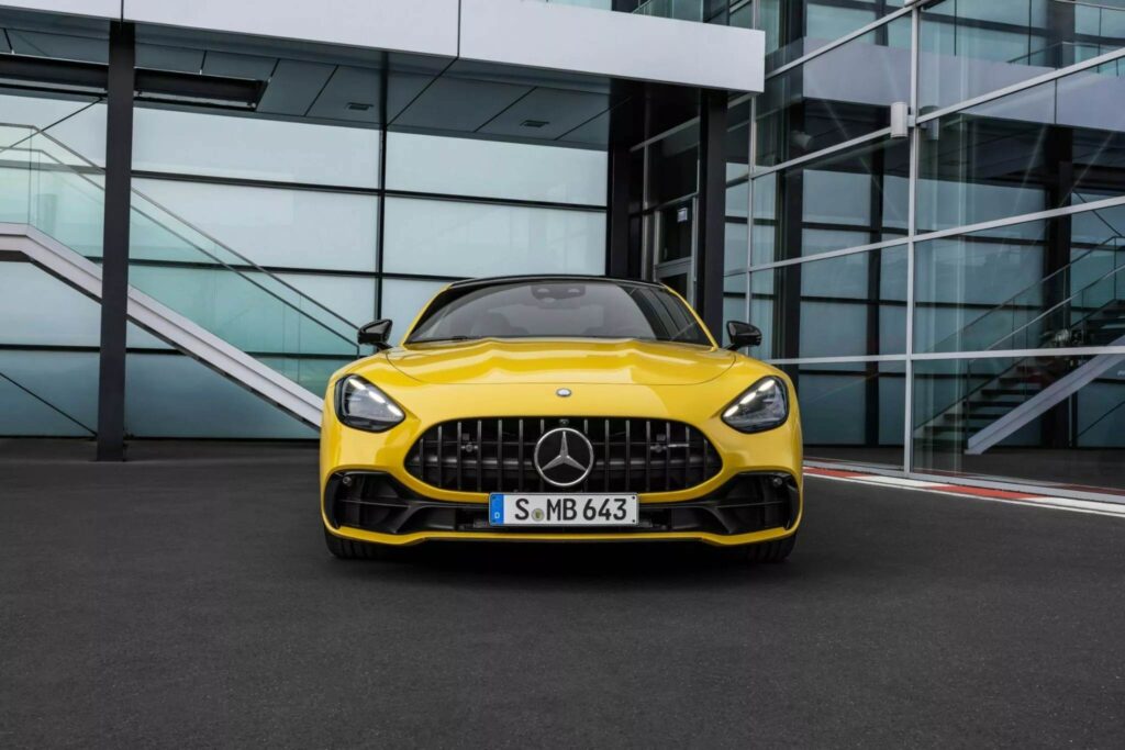 MERCEDES AMG GT 43 7