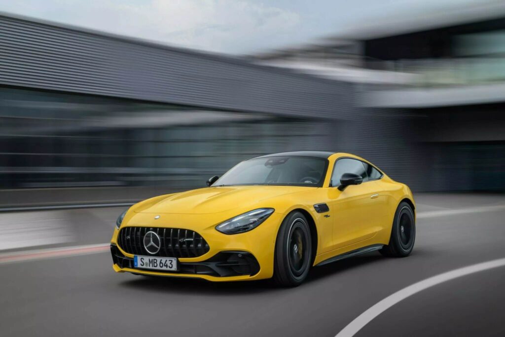 MERCEDES AMG GT 43 9