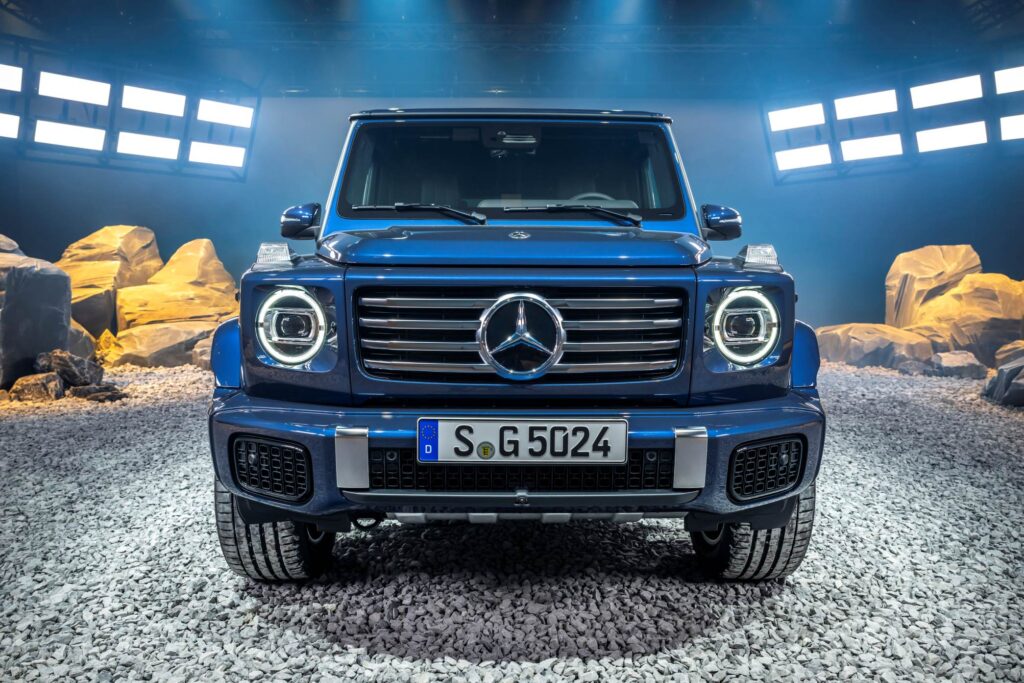 MERCEDES G 500 2024 8