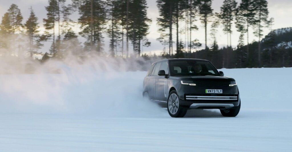 RANGE ROVER ELECTRIC 4