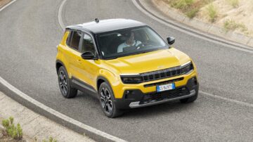 JEEP AVENGER E HYBRID 2024 18