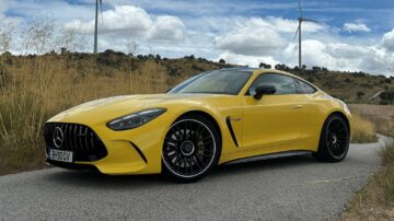 MERCEDES AMG GT 63 4