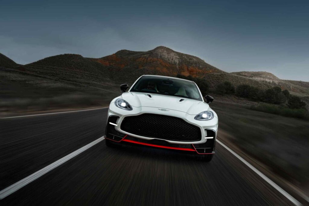 ASTON MARTIN DBX S 2025 2