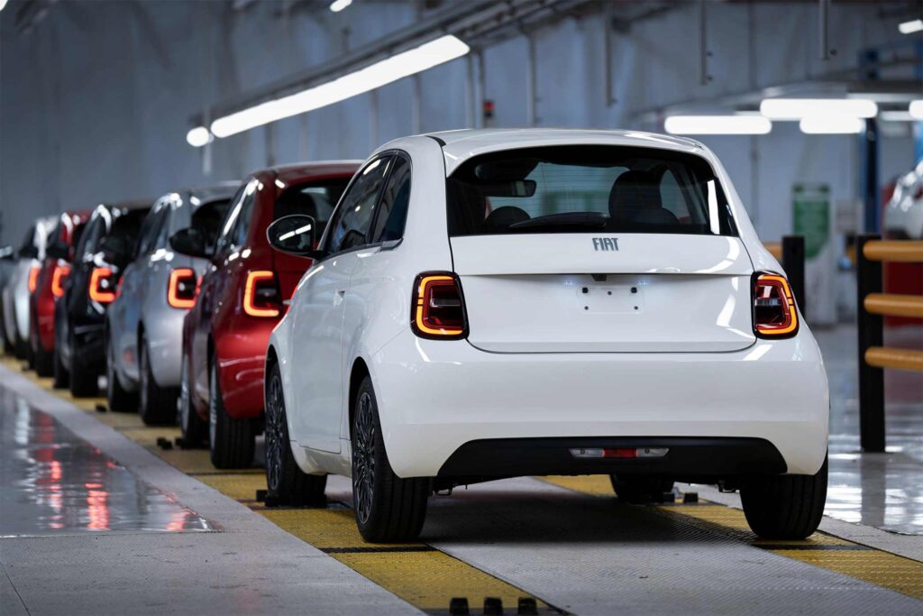FIAT 500 TORINO HYBRID 2025 4