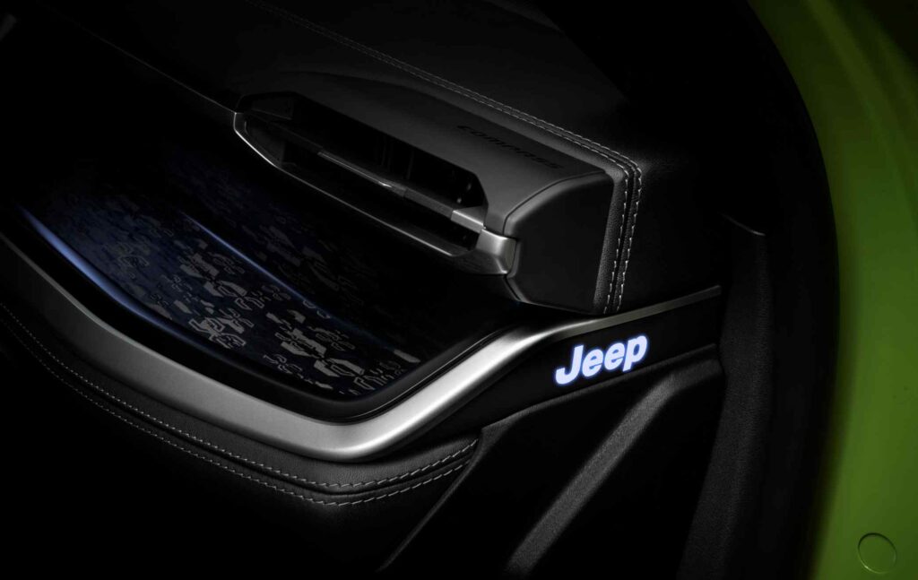 JEEP COMPASS 2025 23