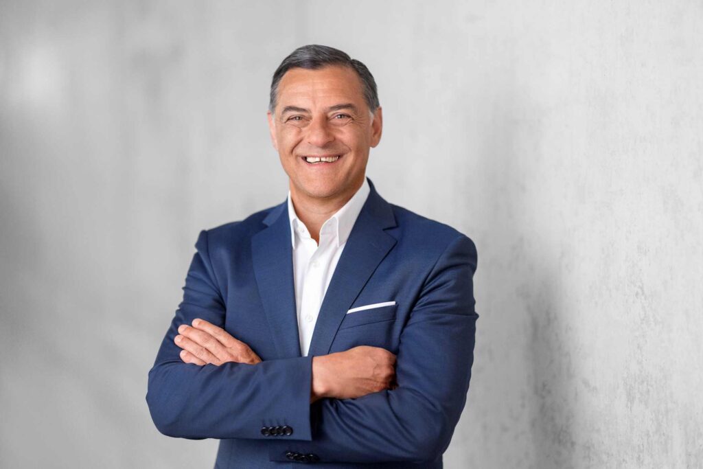 PORSCHE EXECUTIVOS 2025 MICHAEL STEINER N2