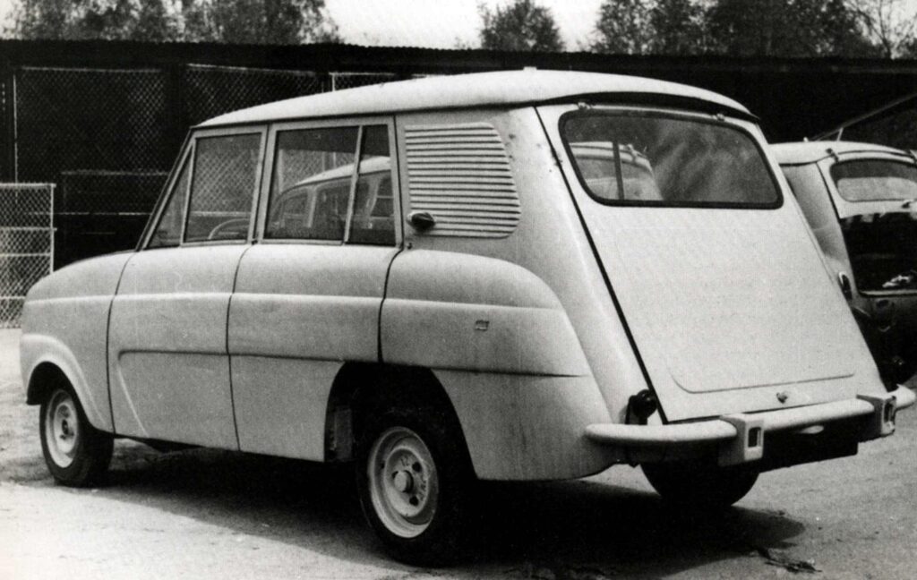 RENAULT 4 ORIGINAL 9