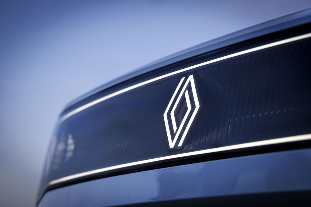 Renault 4 Bleu Nuage Photos
