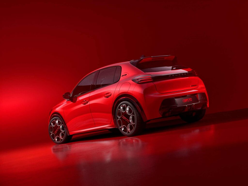 PEUGEOT E208 GTI 2025 1
