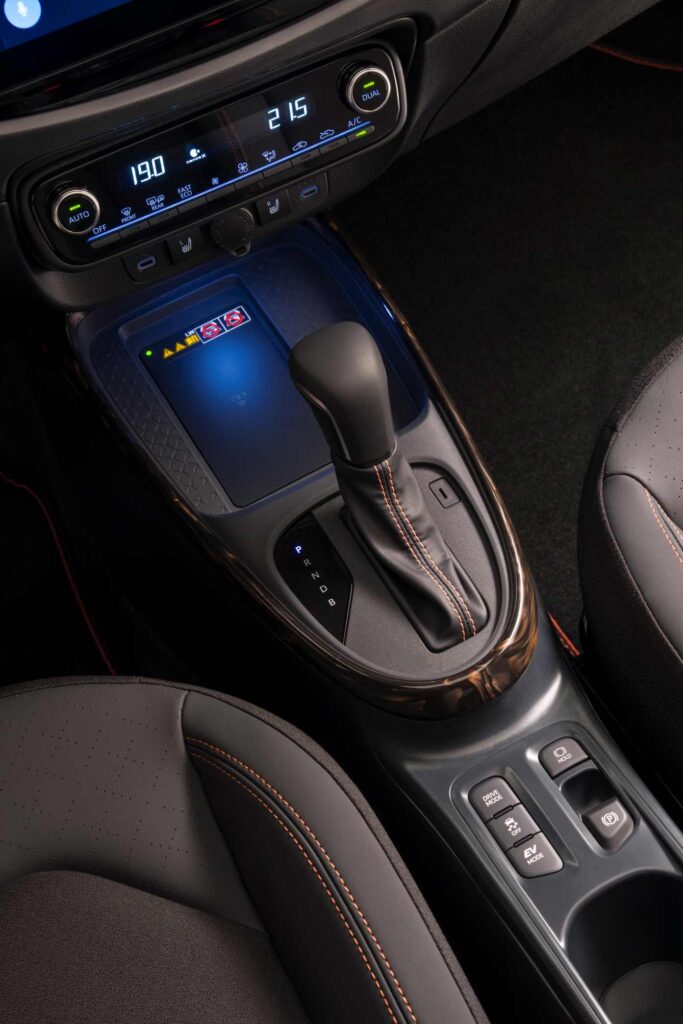 TOYOTA AYGO X HYBRID 2025 16