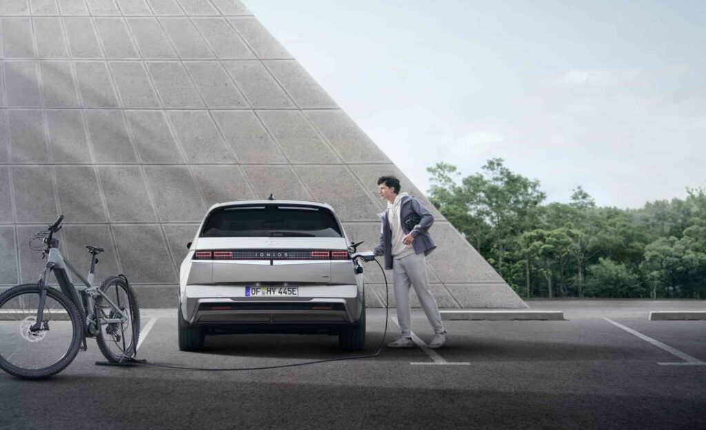 HYUNDAI IONIQ5 2025 2