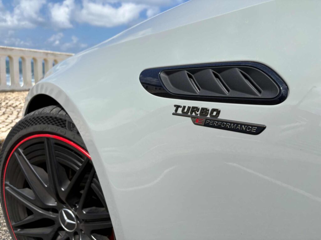 MERCEDES BENZ AMG C63 S E PERFORMANCE ENSAIO 2025 2