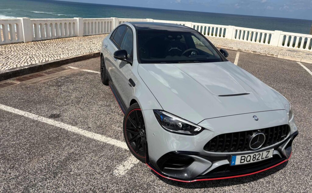 MERCEDES BENZ AMG C63 S E PERFORMANCE ENSAIO 2025 4