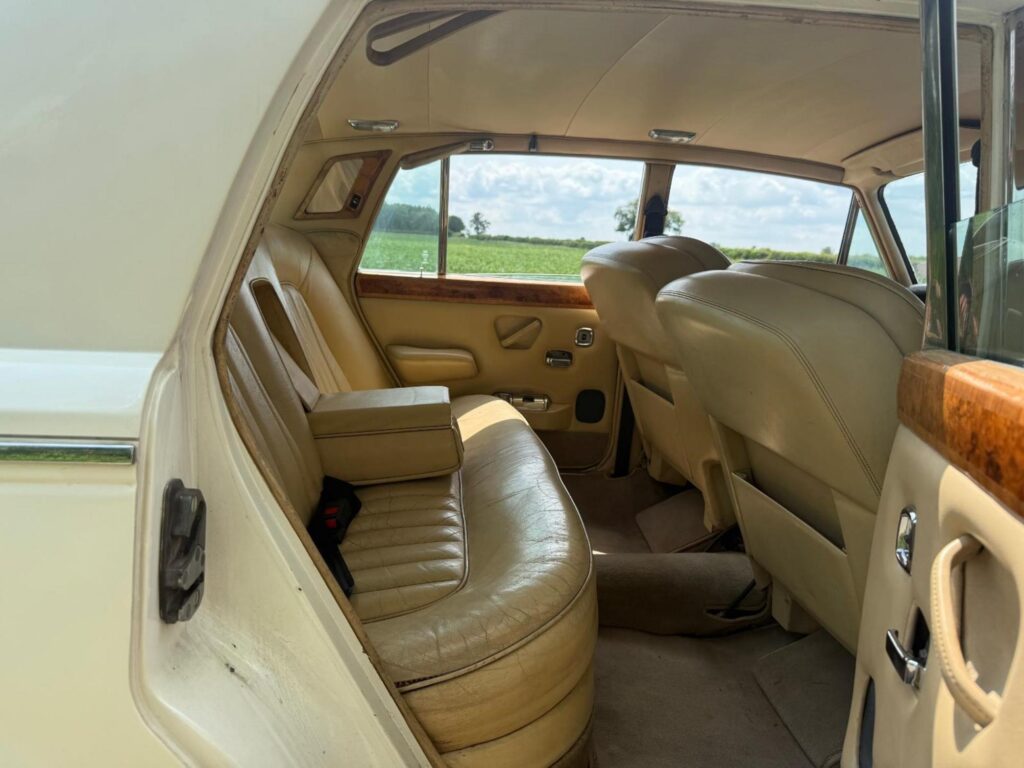ROLLS ROYCE MITSUBISHI 2025 11