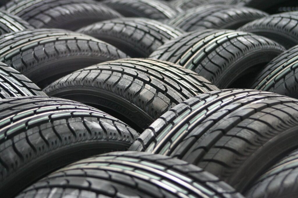 car tyres 63928 1920