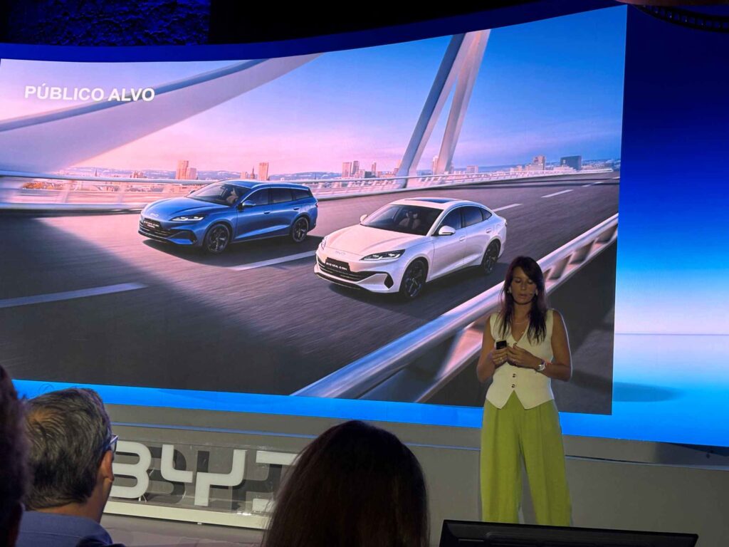 BYD SEAL 5 DM i 2025 APRESENTACAO 29
