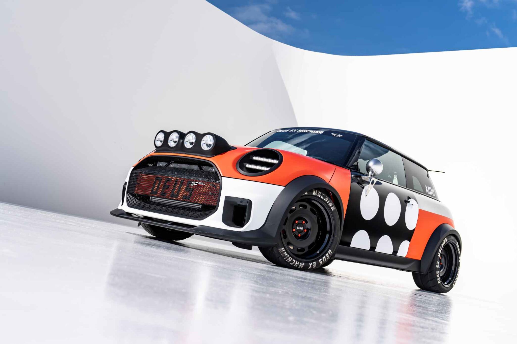 MINI_JOHN_COOPER_WORKS_DEUS_EX_MACHINA_PROTOTIPO_2025_34