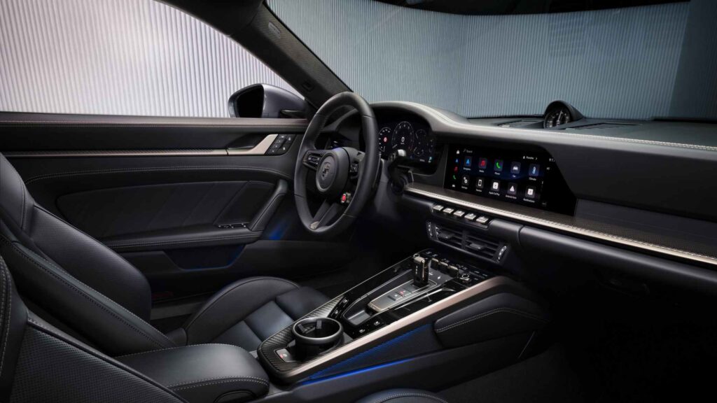PORSCHE 911 TURBO S 2025 26