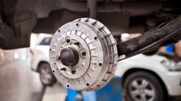 Rusty,Drum,Brakes,,Rear,On,Car.,Change,The,Old,To